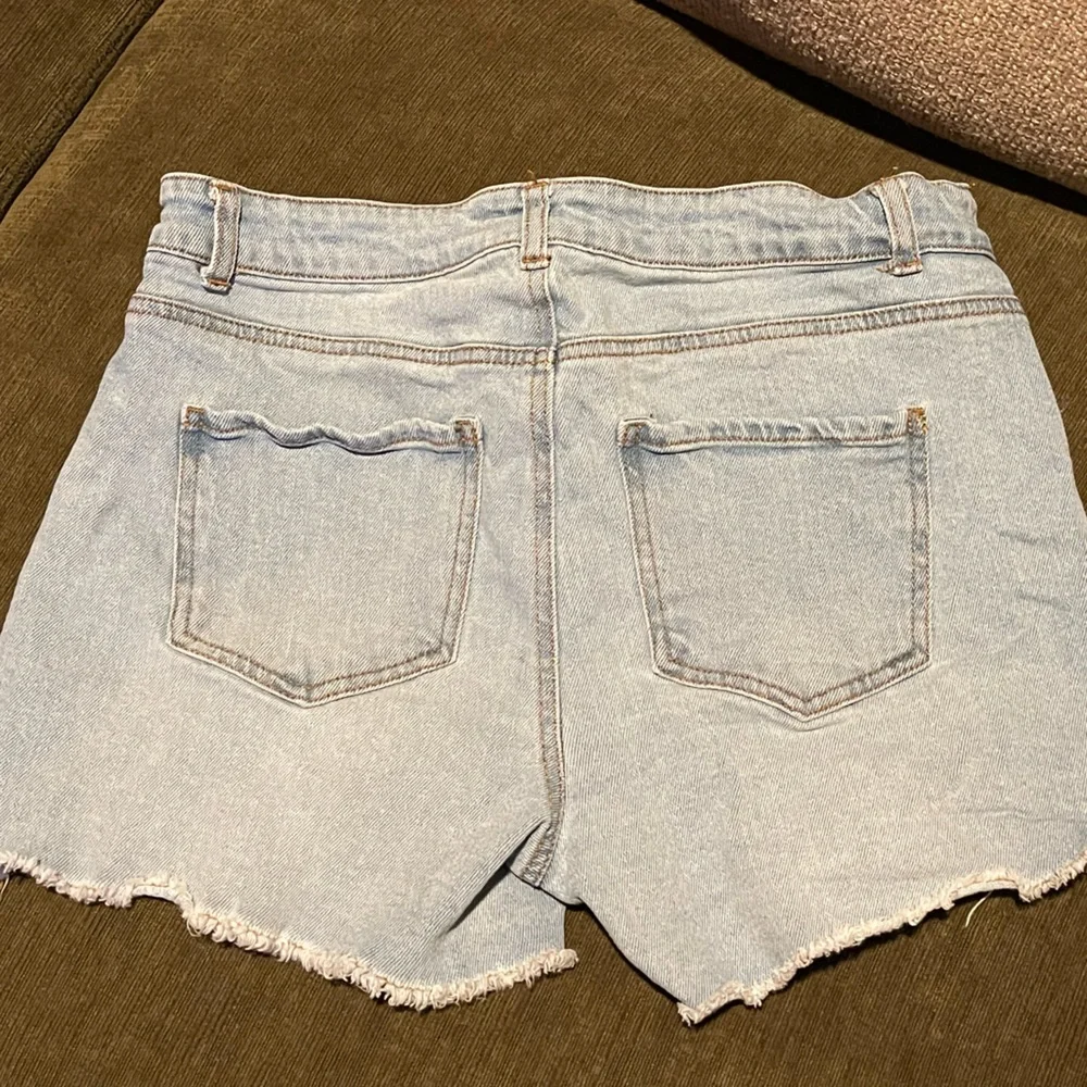 Motherhood Maternity Shorts - Picture 5 of 5